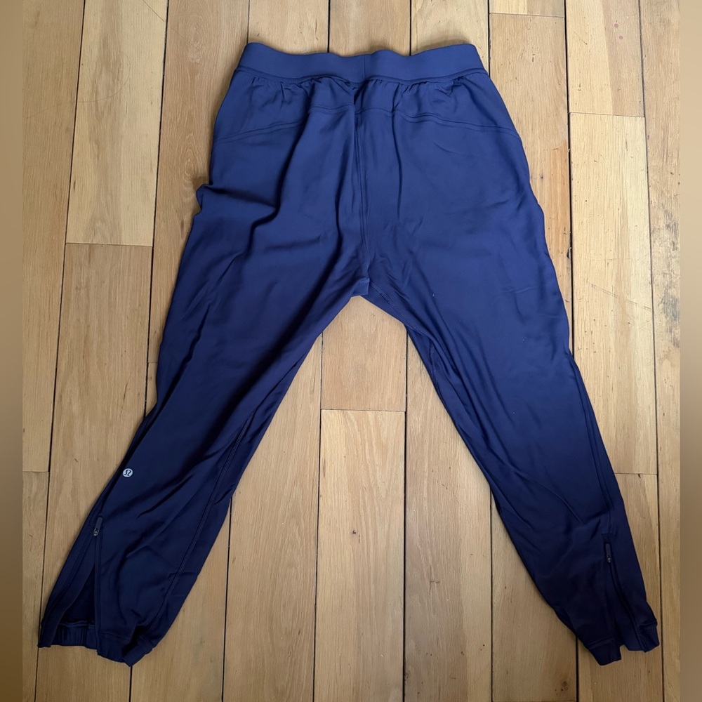 Lululemon soft fleeced lined joggers